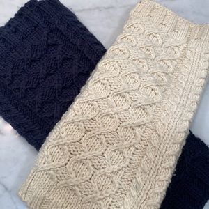 Gap Chunky Knitted Infinity Scarves in Beige and Navy Blue